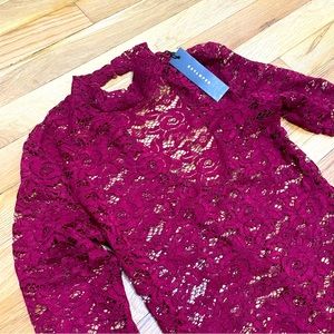 New Burgundy Lace Floral Bodysuit Turtle Neck Long Sleeve Size Small